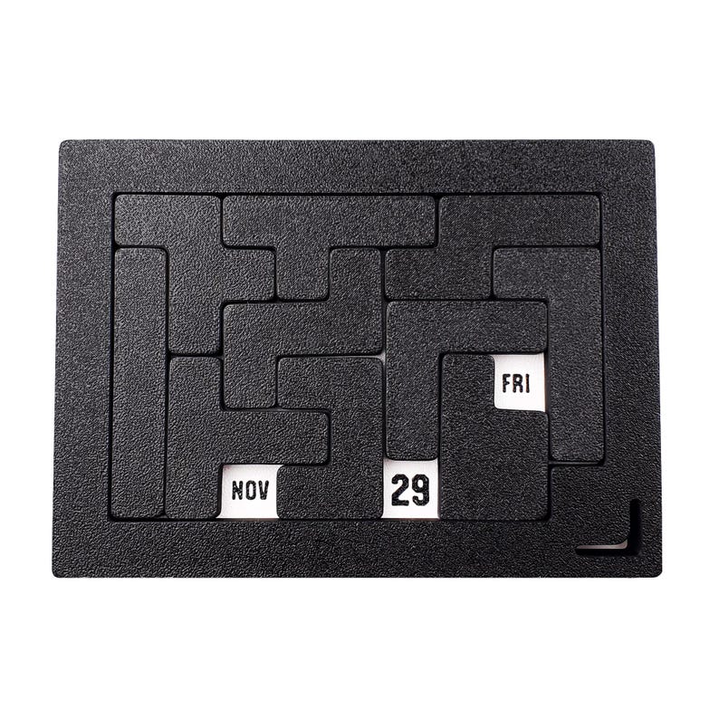 Daily Twist™ – A Year of Puzzles & Surprises